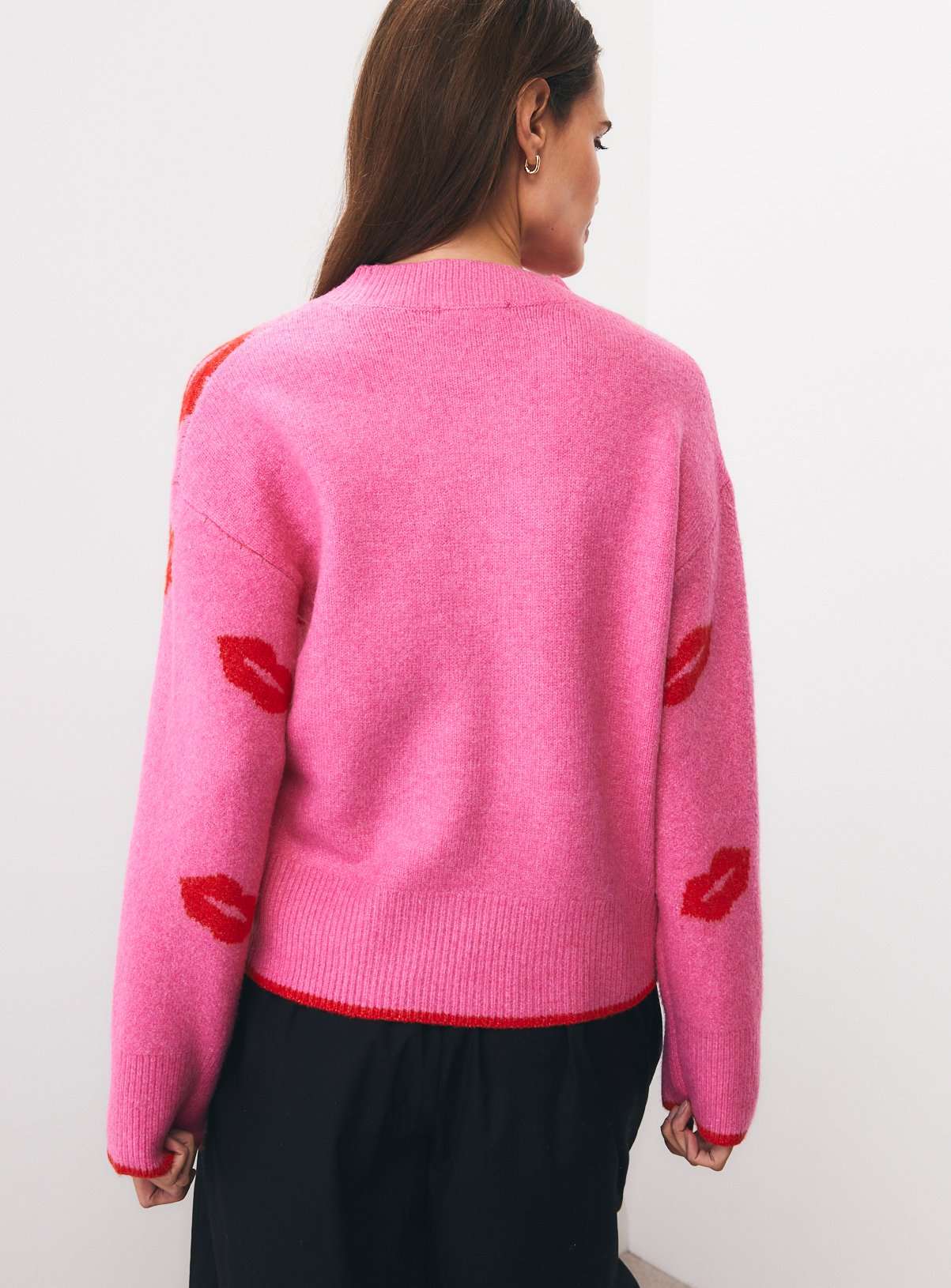 Pink Christmas Kisses Jumper S - Image 4 thumbnail